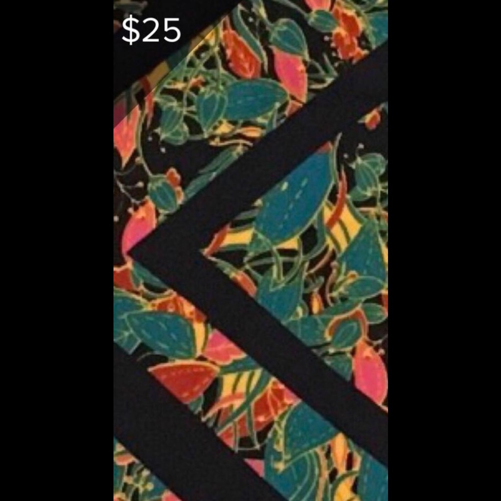 NWT os LULAROE LEGGINGS